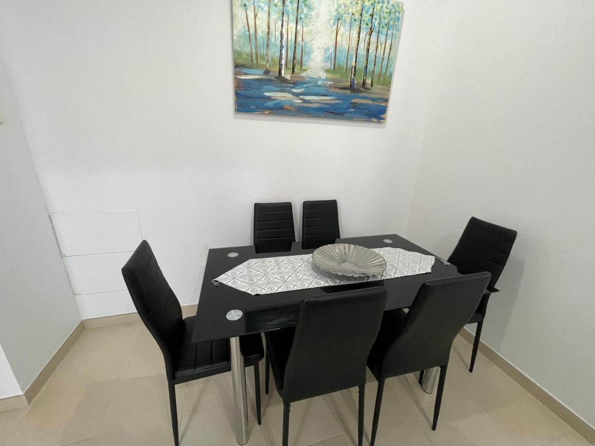 Royal Suites Estepona By Croma מראה חיצוני תמונה