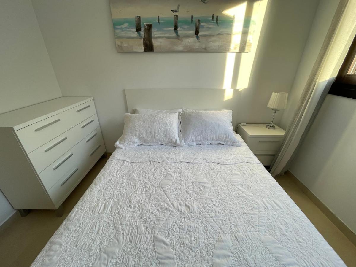 Royal Suites Estepona By Croma מראה חיצוני תמונה