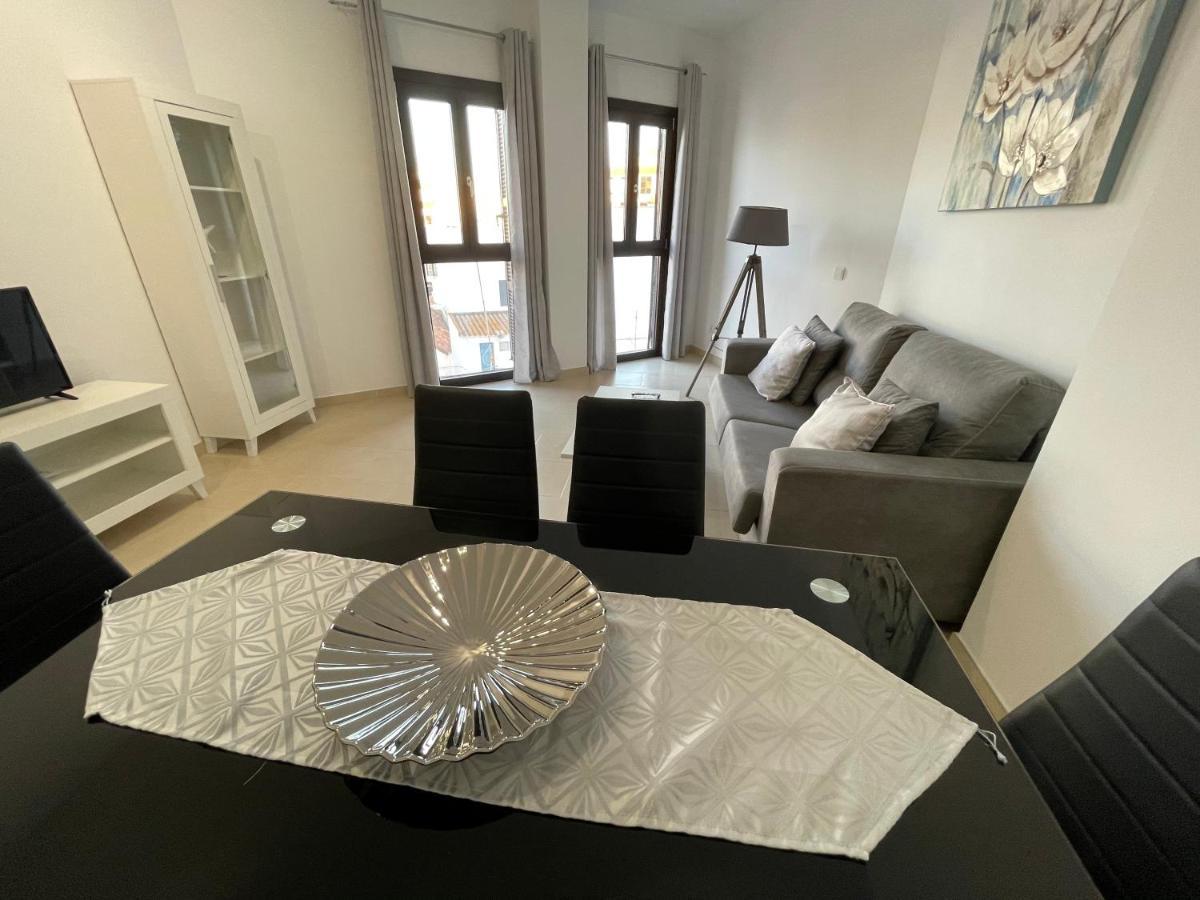 Royal Suites Estepona By Croma מראה חיצוני תמונה