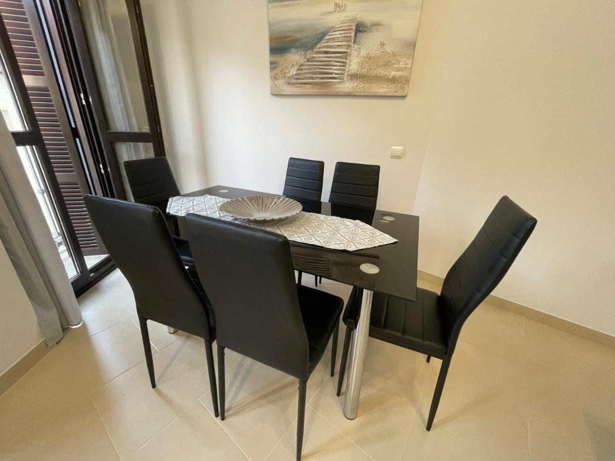 Royal Suites Estepona By Croma מראה חיצוני תמונה