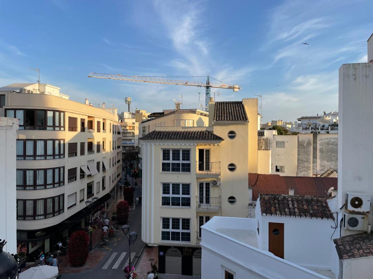 Royal Suites Estepona By Croma מראה חיצוני תמונה